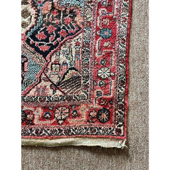 Vintage Persian Sarouk Carpet 40”X64” - Picture 5 of 7